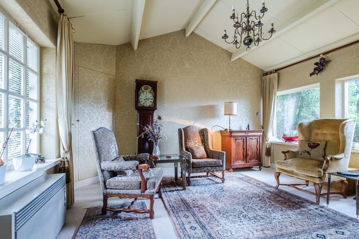 Photo 9 of Broeder Hogardstraat 1-A