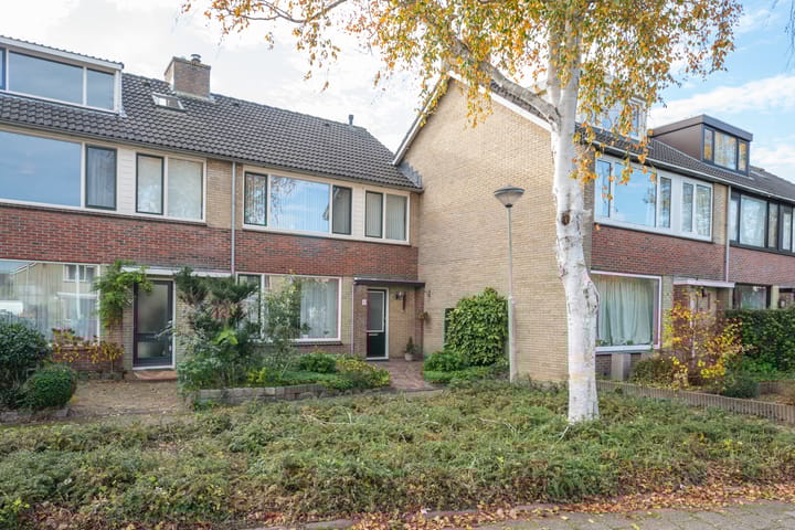 Photo 5 of Plevierstraat 8