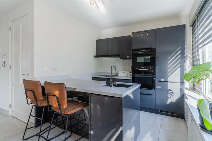 Foto 9 van Neerstraat 273