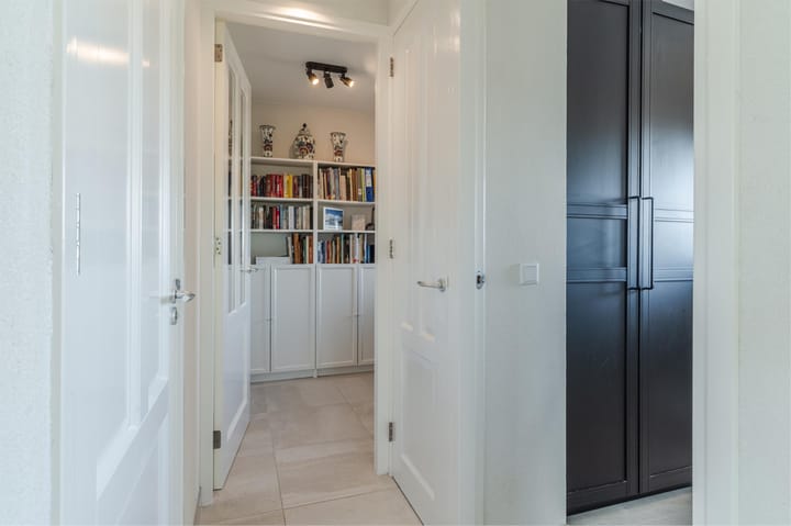 Foto 19 van Neerstraat 273