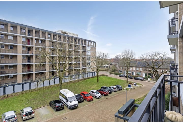 Foto 30 van Neerstraat 273