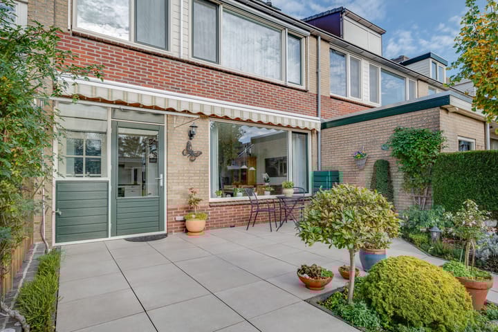 Photo 42 of Plevierstraat 8