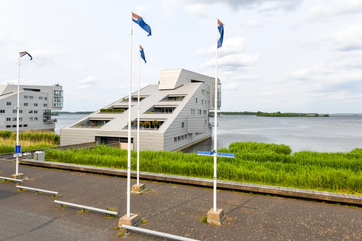 Photo 39 of Gooimeerpromenade 85