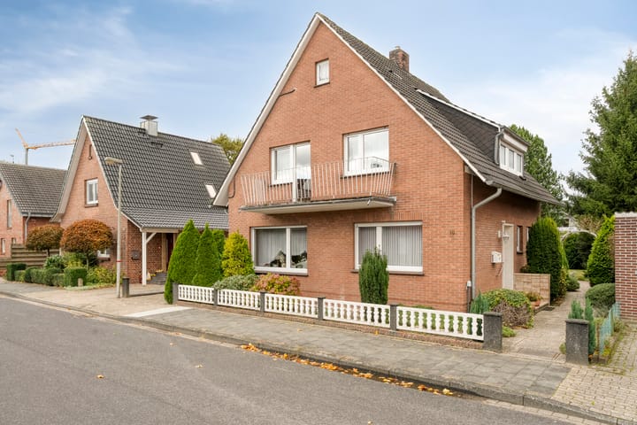 Foto 4 van Am Braskamp 18