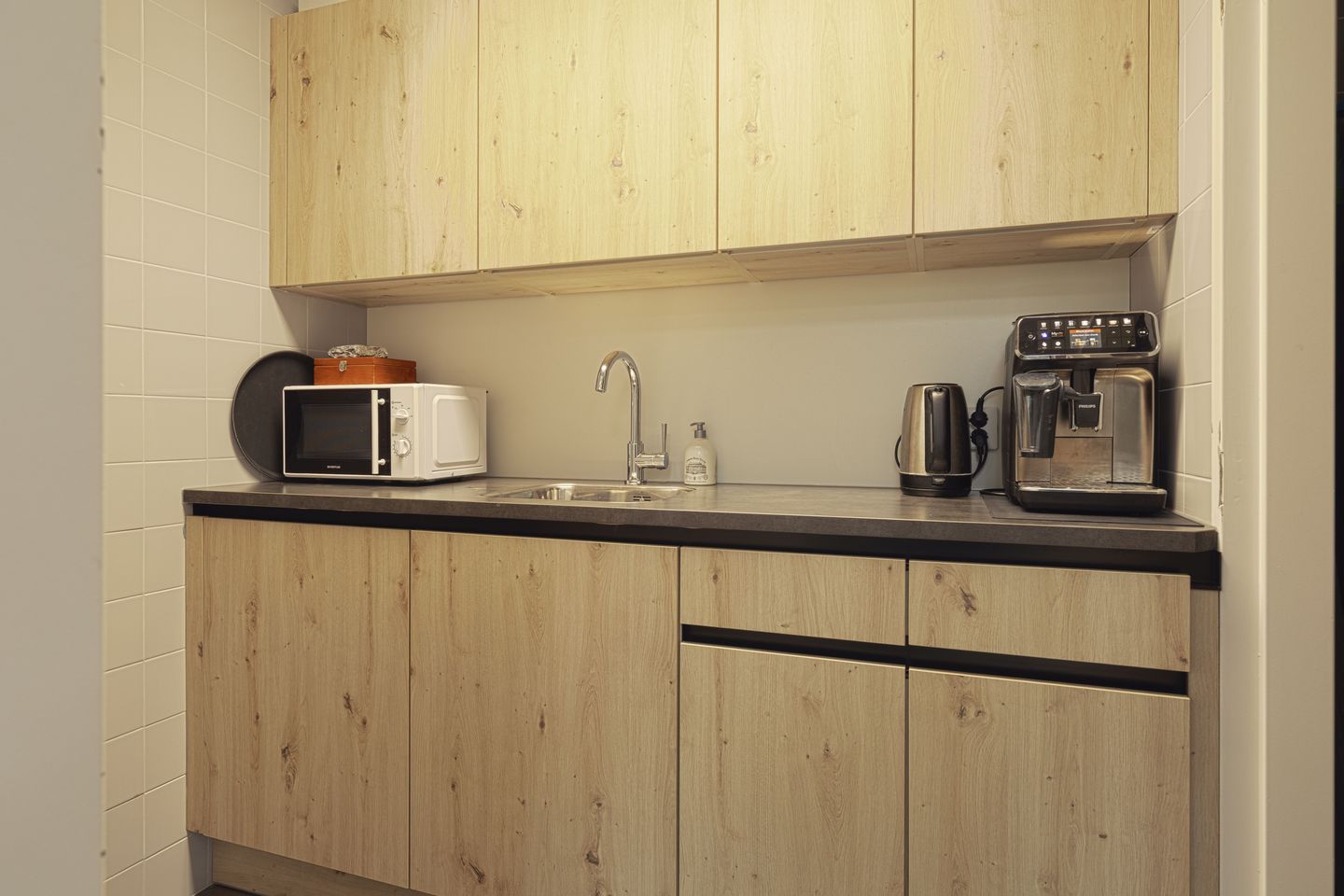 View photo 5 of Laanweg 6