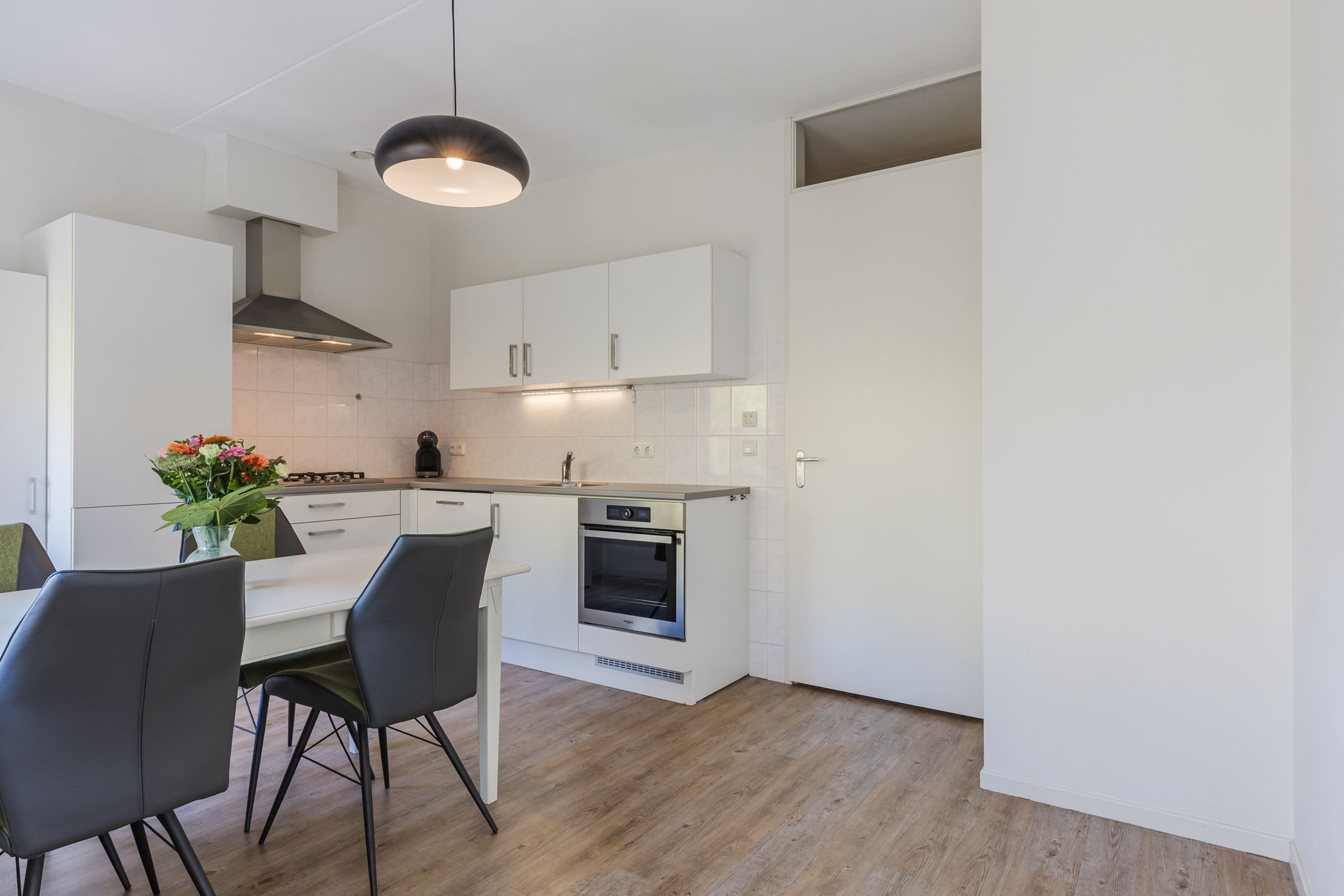 Photo 3 of Julianastraat 42