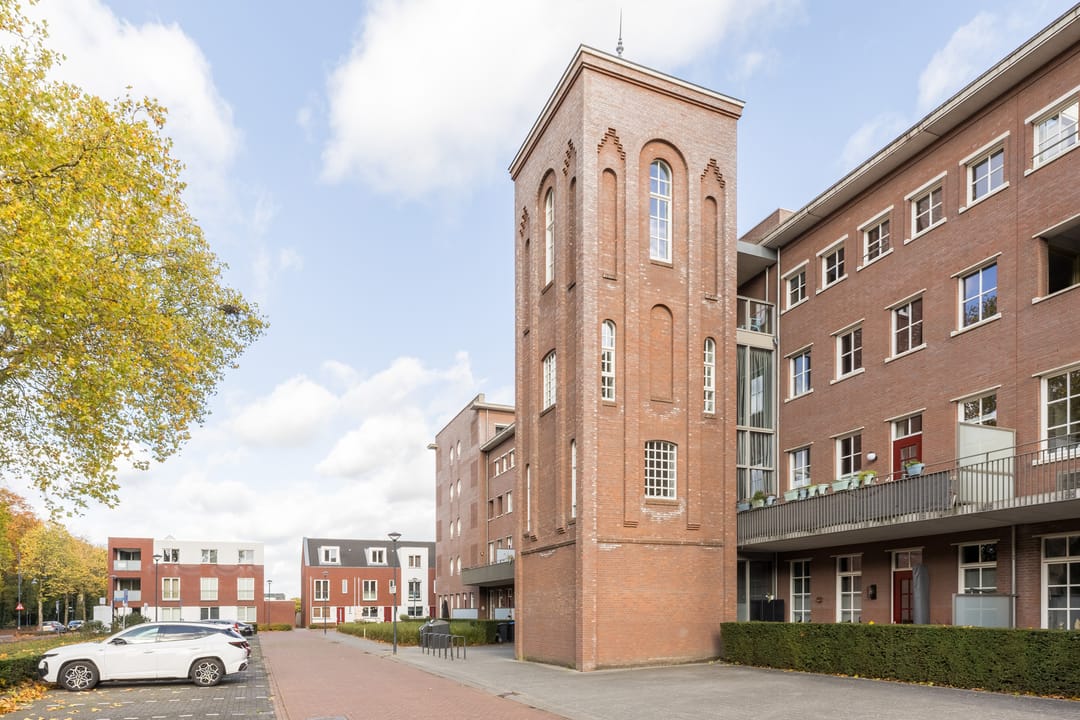 Photo 7 of Julianastraat 42