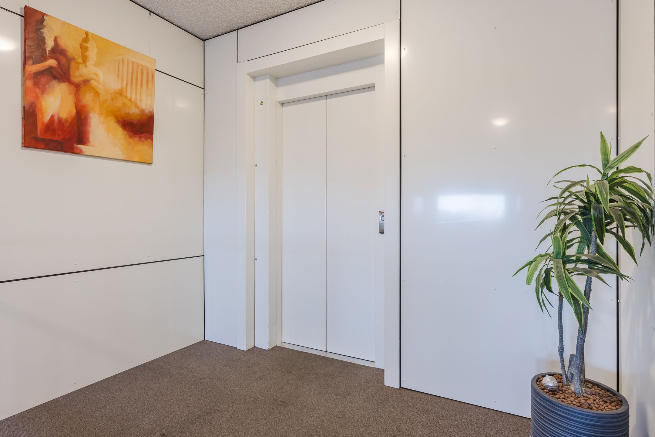 Photo 15 of Julianastraat 42