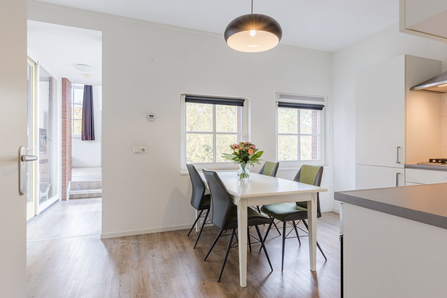 Photo 25 of Julianastraat 42