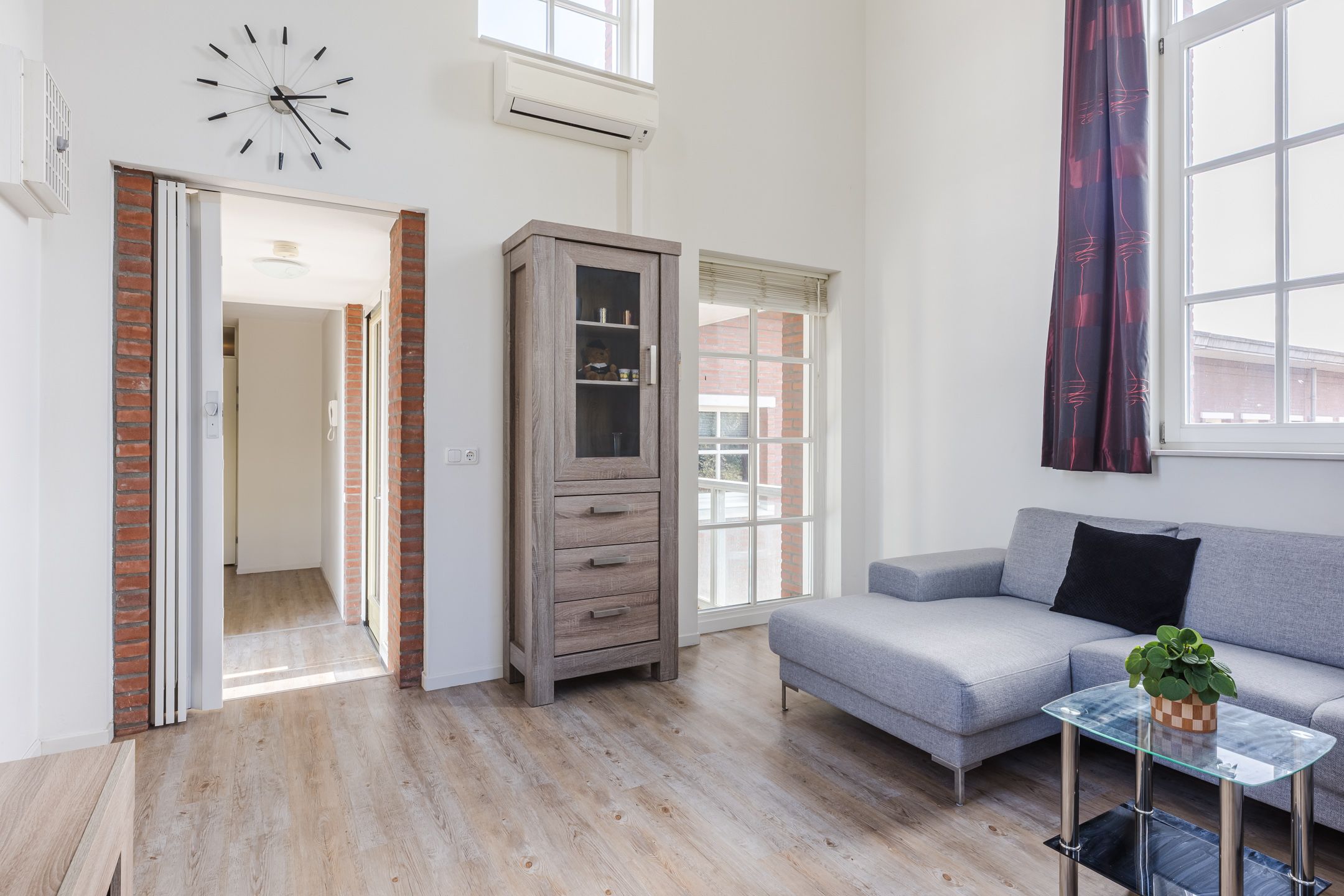 Photo 27 of Julianastraat 42