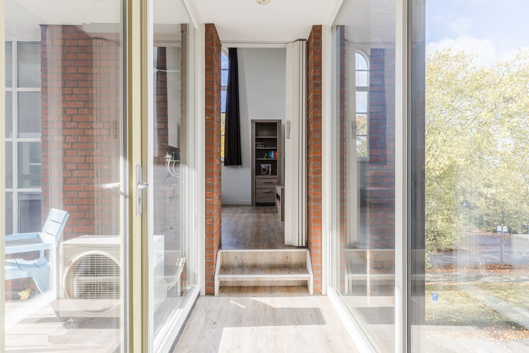 Photo 31 of Julianastraat 42