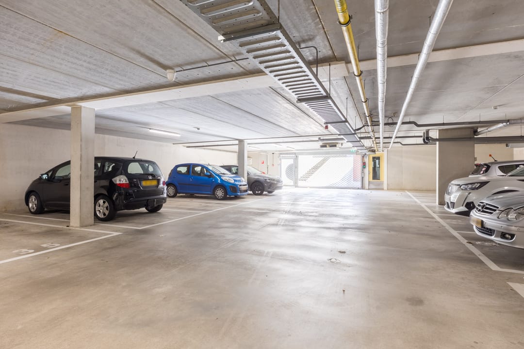 Photo 37 of Julianastraat 42