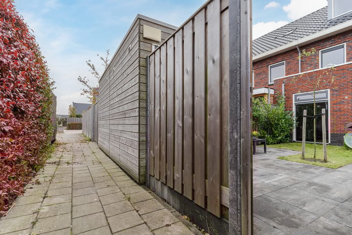 Photo 42 of Peerdeweide 6