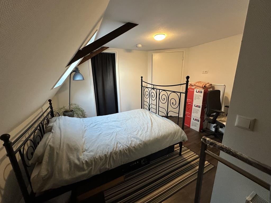 Foto 10 van Burmaniastraat 2-G