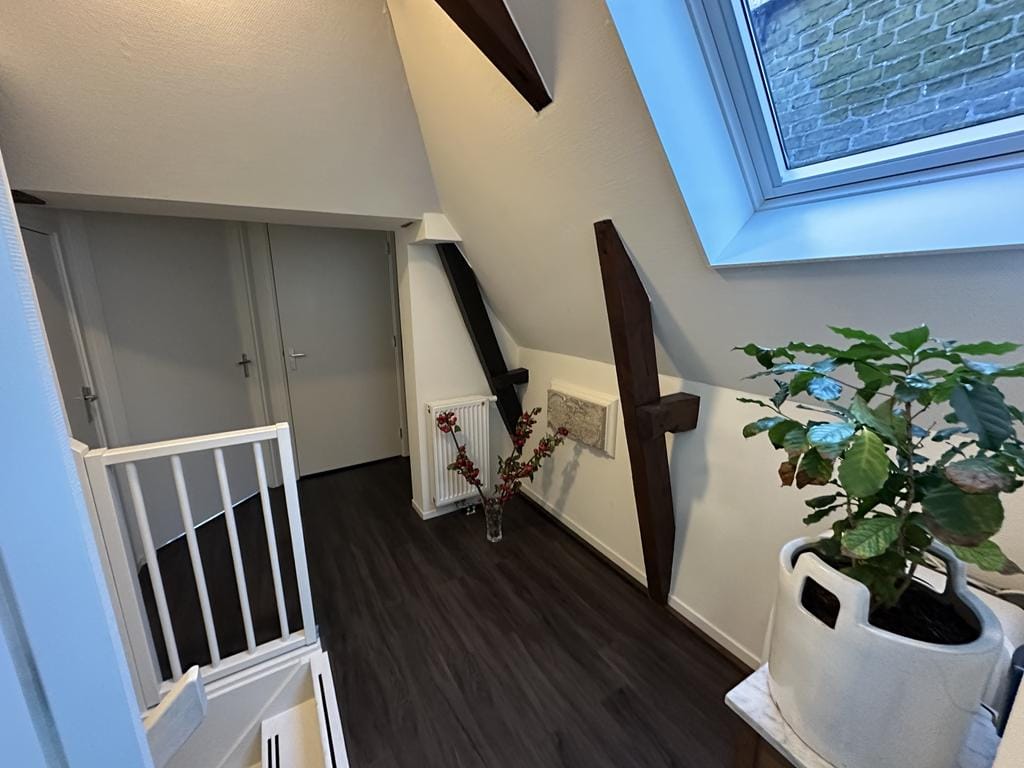 Foto 19 van Burmaniastraat 2-G