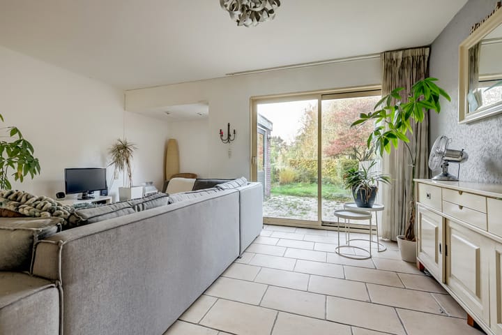 Photo 10 of Bruinissestraat 66