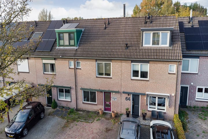 Photo 42 of Bruinissestraat 66