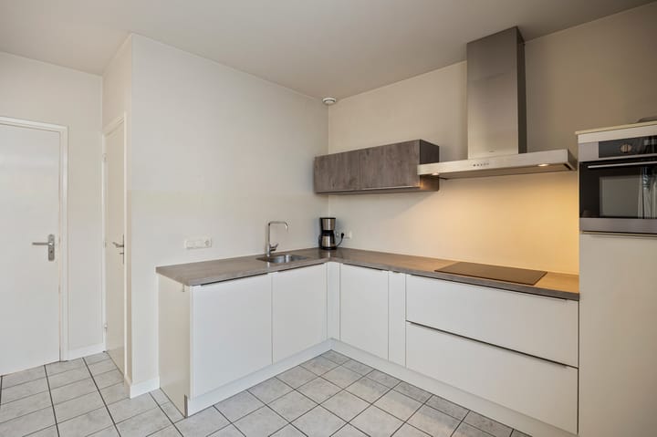 Photo 12 of Anemoonstraat 3