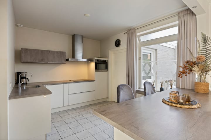 Photo 13 of Anemoonstraat 3