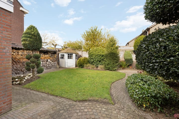 Photo 36 of Anemoonstraat 3