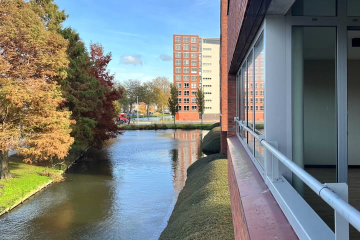 Foto 2 van Van Naeldwijcklaan 59