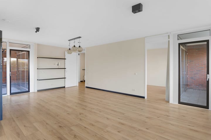 Foto 5 van Van Naeldwijcklaan 59