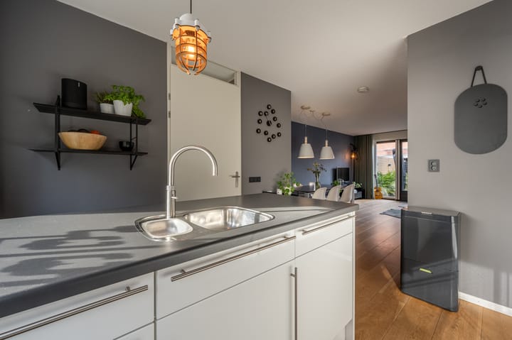 Foto 13 van Valeriaan 93