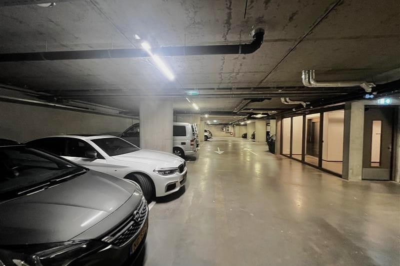 Photo 5 of Saskia van Uilenburgkade PP