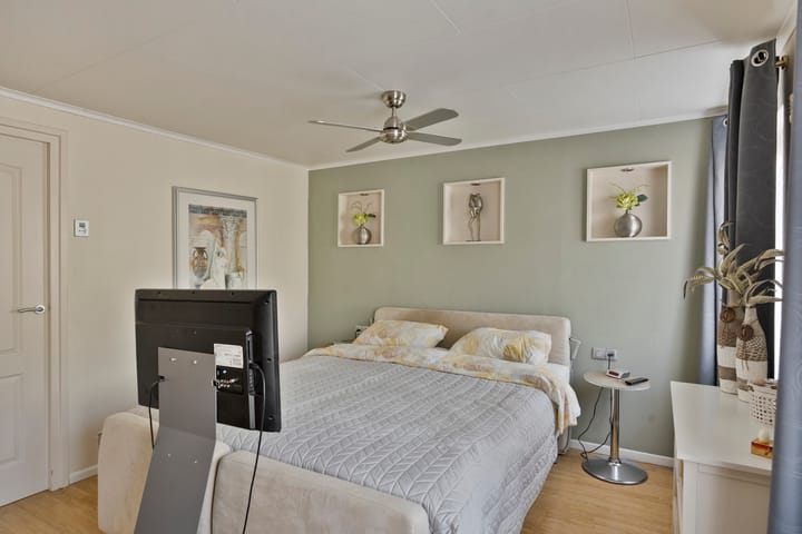 Photo 19 of Kastanjestraat 18