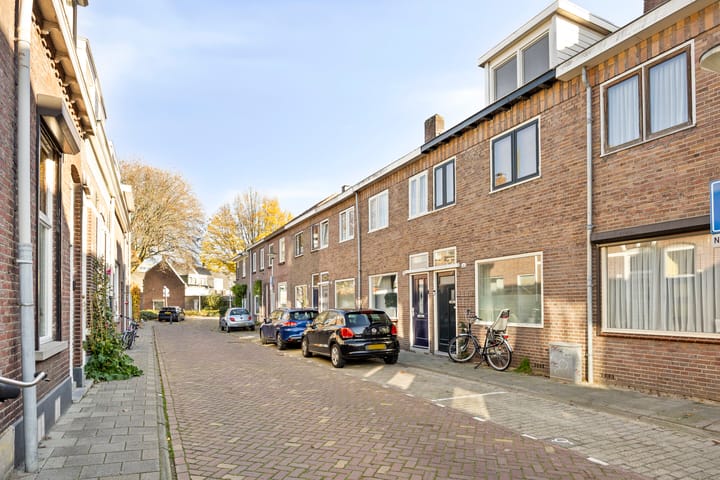 Photo 29 of Kastanjestraat 18