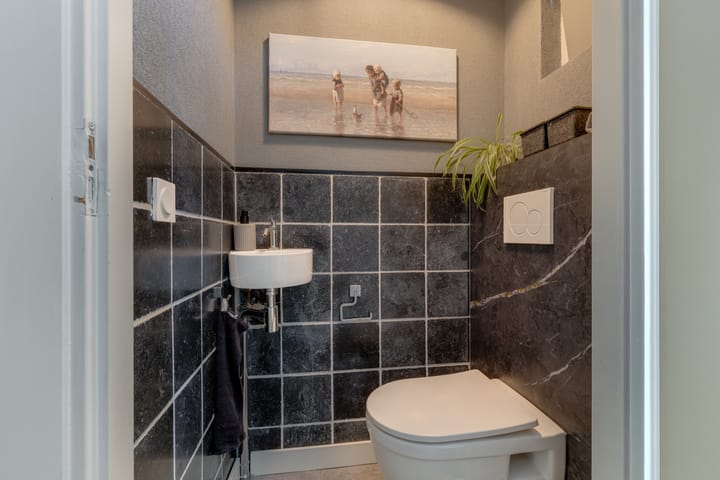 Photo 17 of Heggerank 12