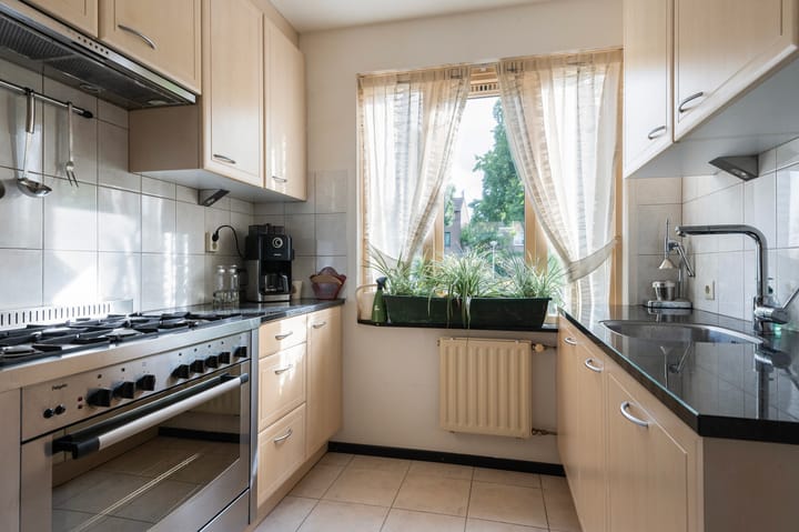 Photo 4 of Tongerenstraat 88