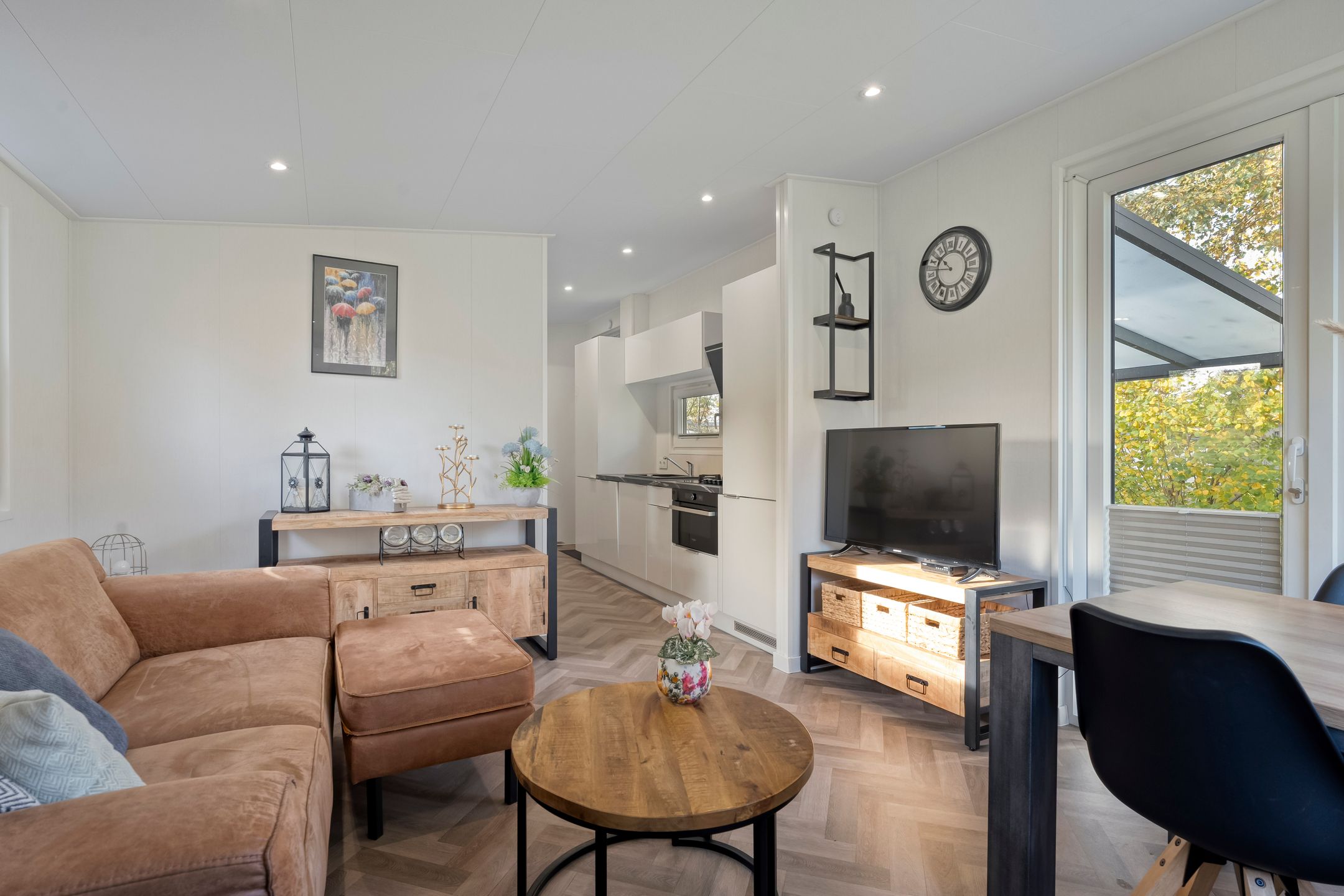 Foto 9 van Breemorsweg 12-L001