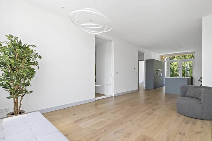 Foto 10 van Irisplein 8