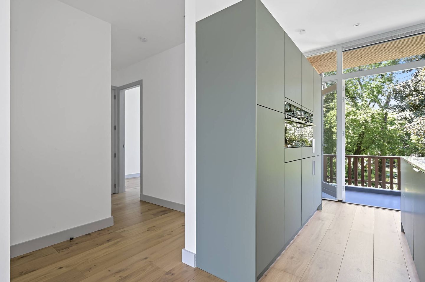 Foto 14 van Irisplein 8