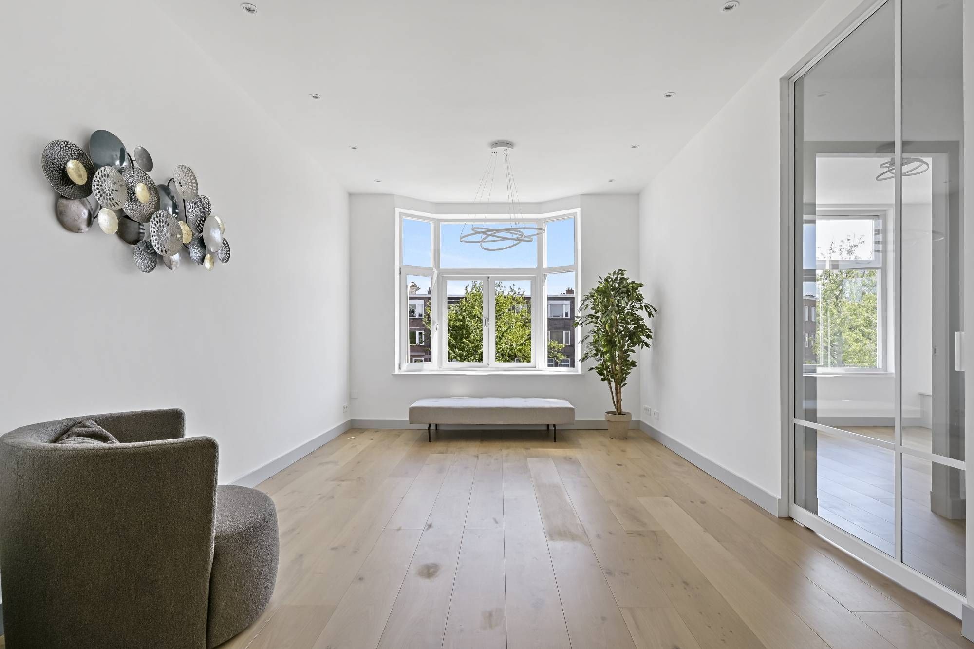 Foto 9 van Irisplein 8