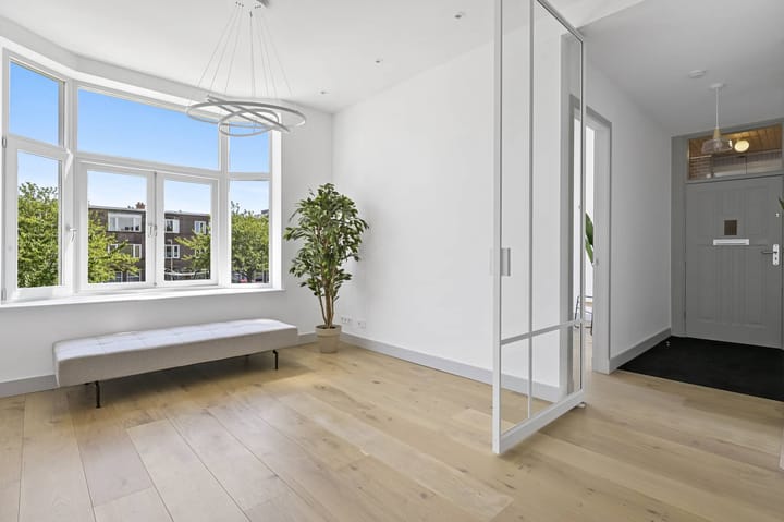 Foto 8 van Irisplein 8