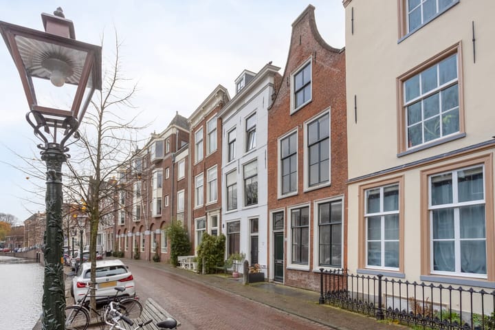 Photo 30 of Rapenburg 101