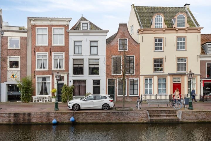 Photo 31 of Rapenburg 101