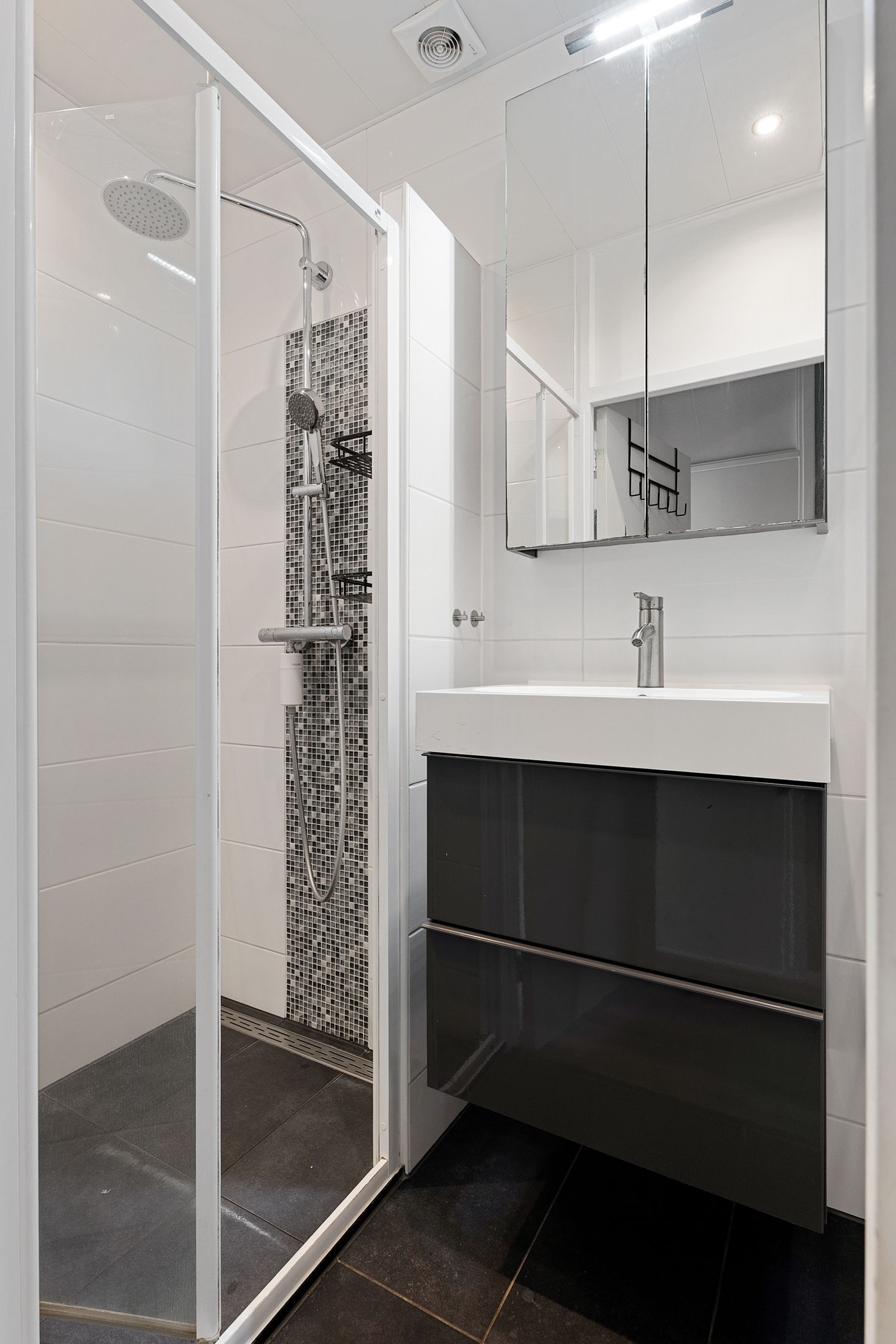 Photo 29 of Helmer Molemastraat 8