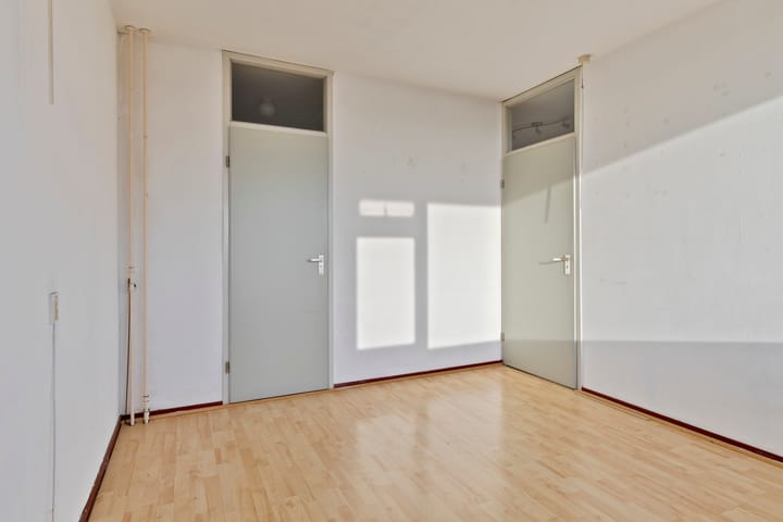 Photo 18 of Gerard Dousingel 38