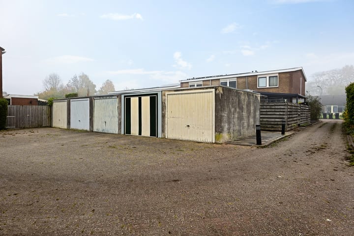 Photo 40 of Helmer Molemastraat 8