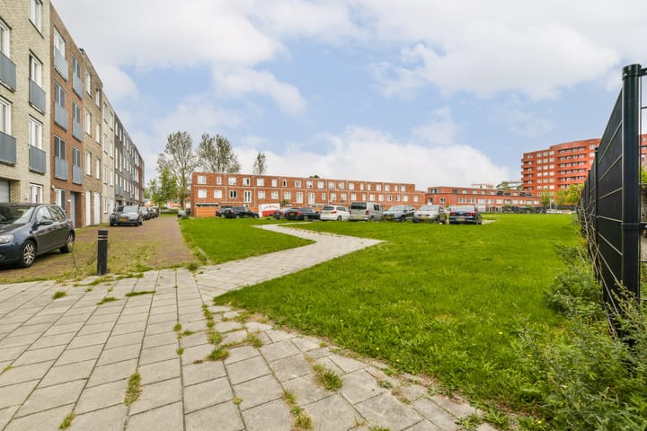 Foto 28 van Troelstralaan 211