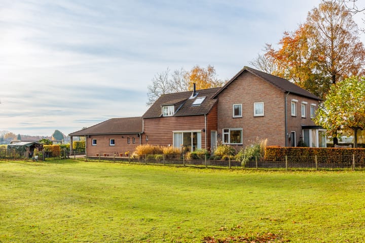 Foto 2 van Eikenlaan 6