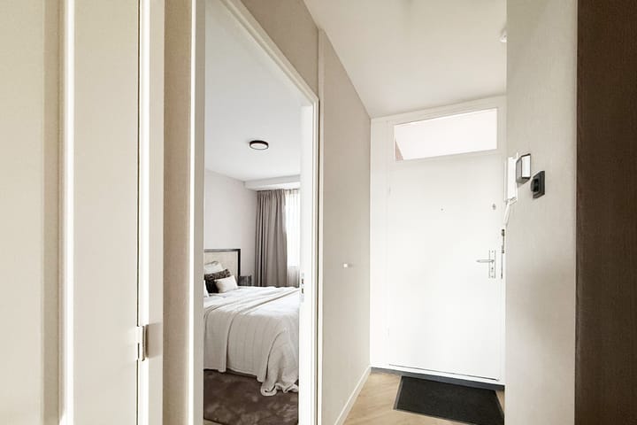 Foto 13 van Frederikstraat 689