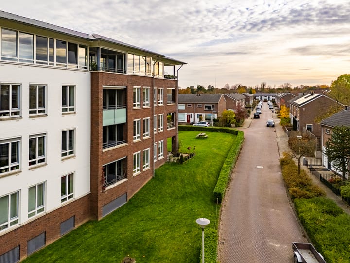 Foto 23 van van Hallstraat 28-D