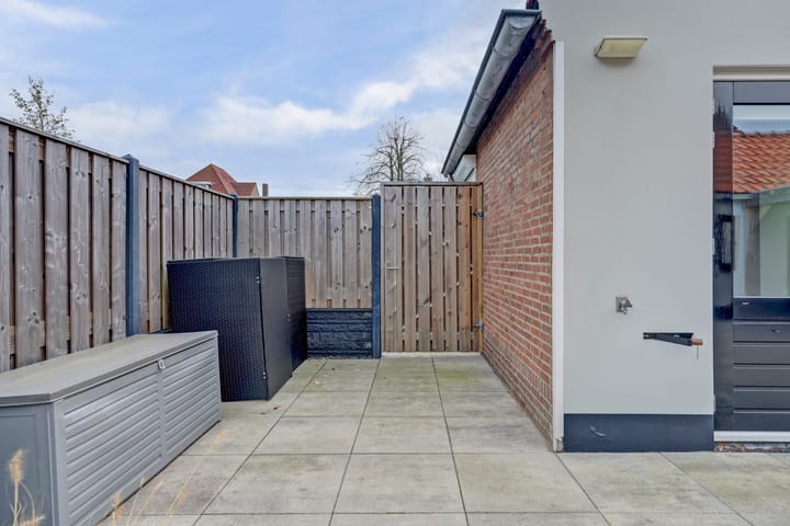 Foto 41 van Leliestraat 105