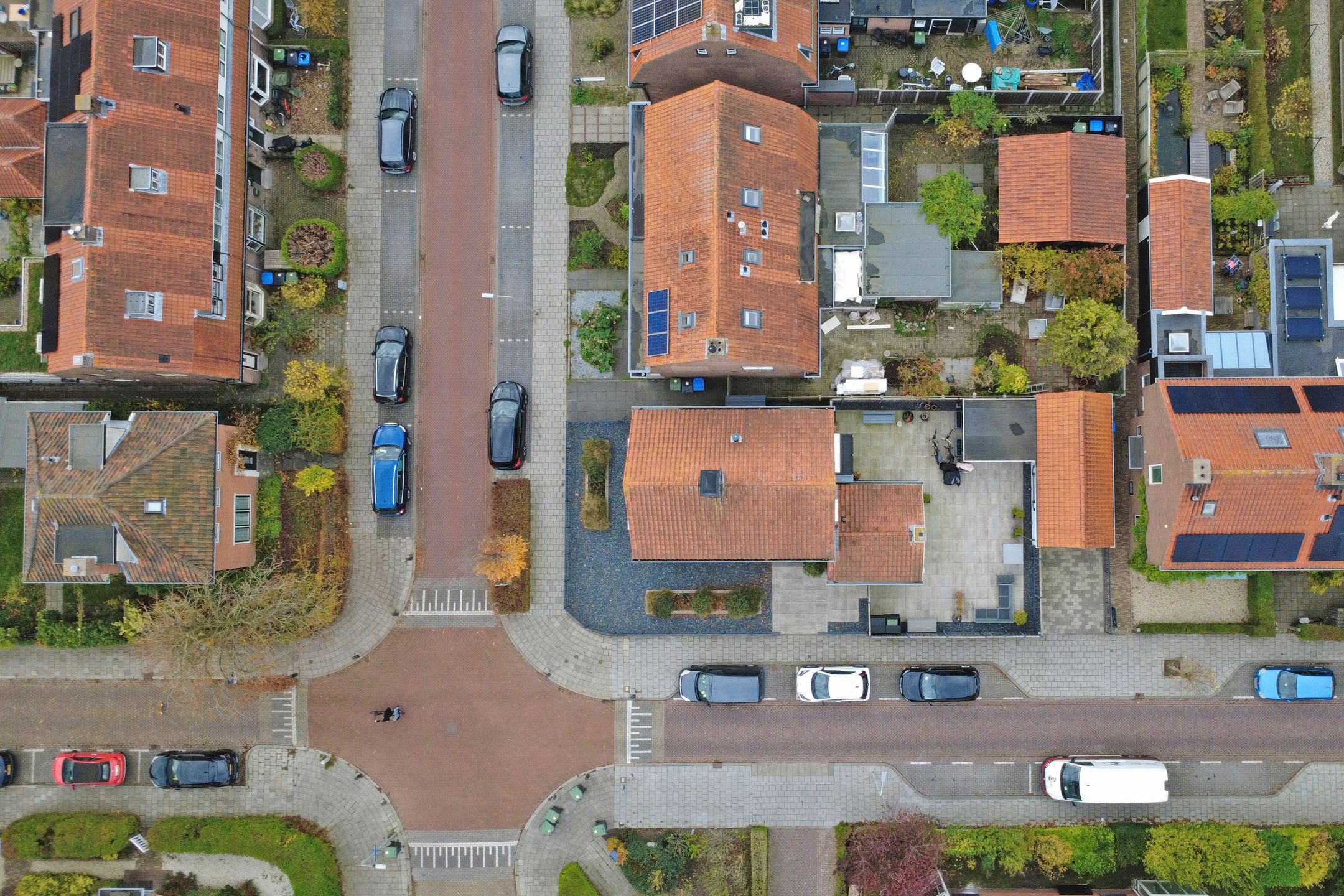 Foto 48 van Leliestraat 105