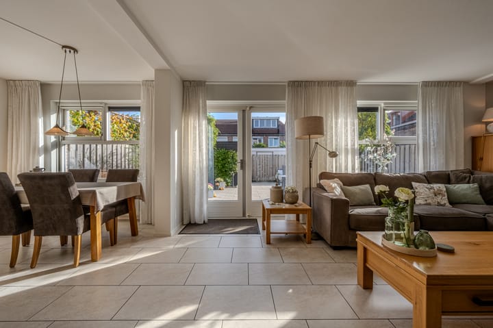 Photo 3 of Kleefkruid 12