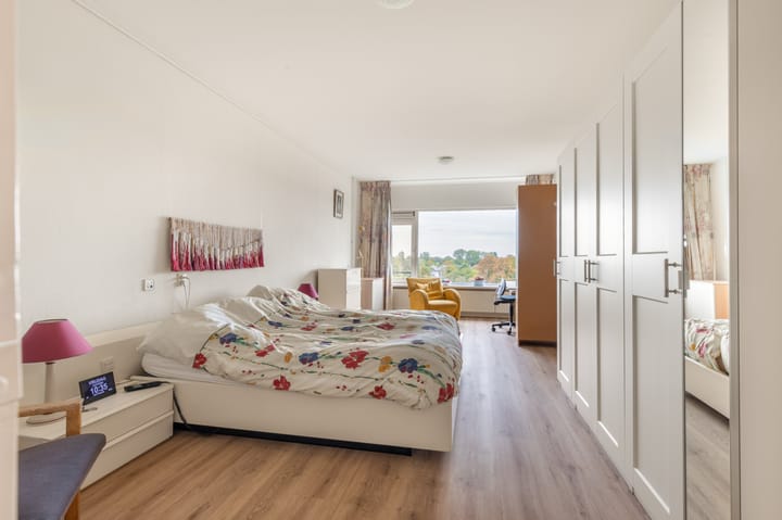 Photo 6 of Sans Souci 68